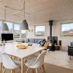 Gorgeous In Juelsminde With Wifi Sonderby (Midtjylland)