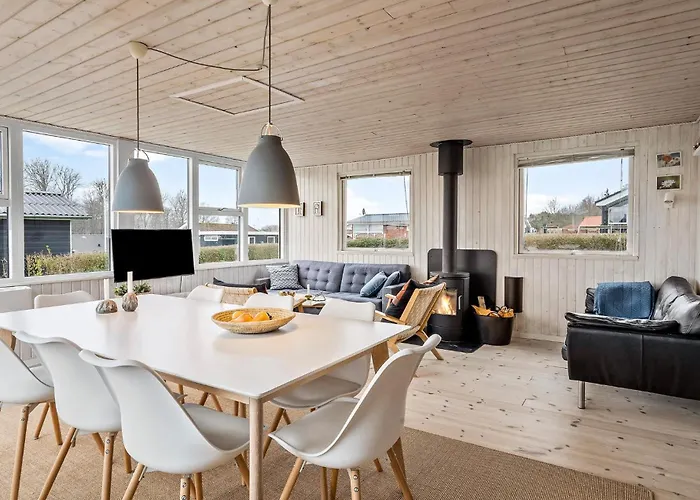 Gorgeous In Juelsminde With Wifi Sonderby (Midtjylland)