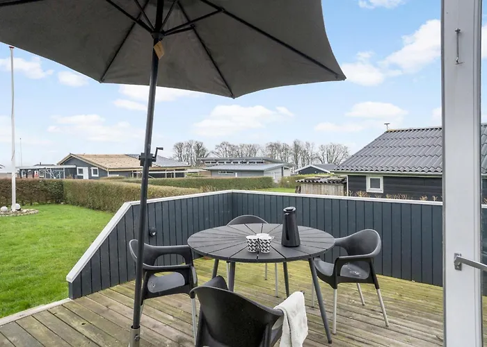 Gorgeous In Juelsminde With Wifi